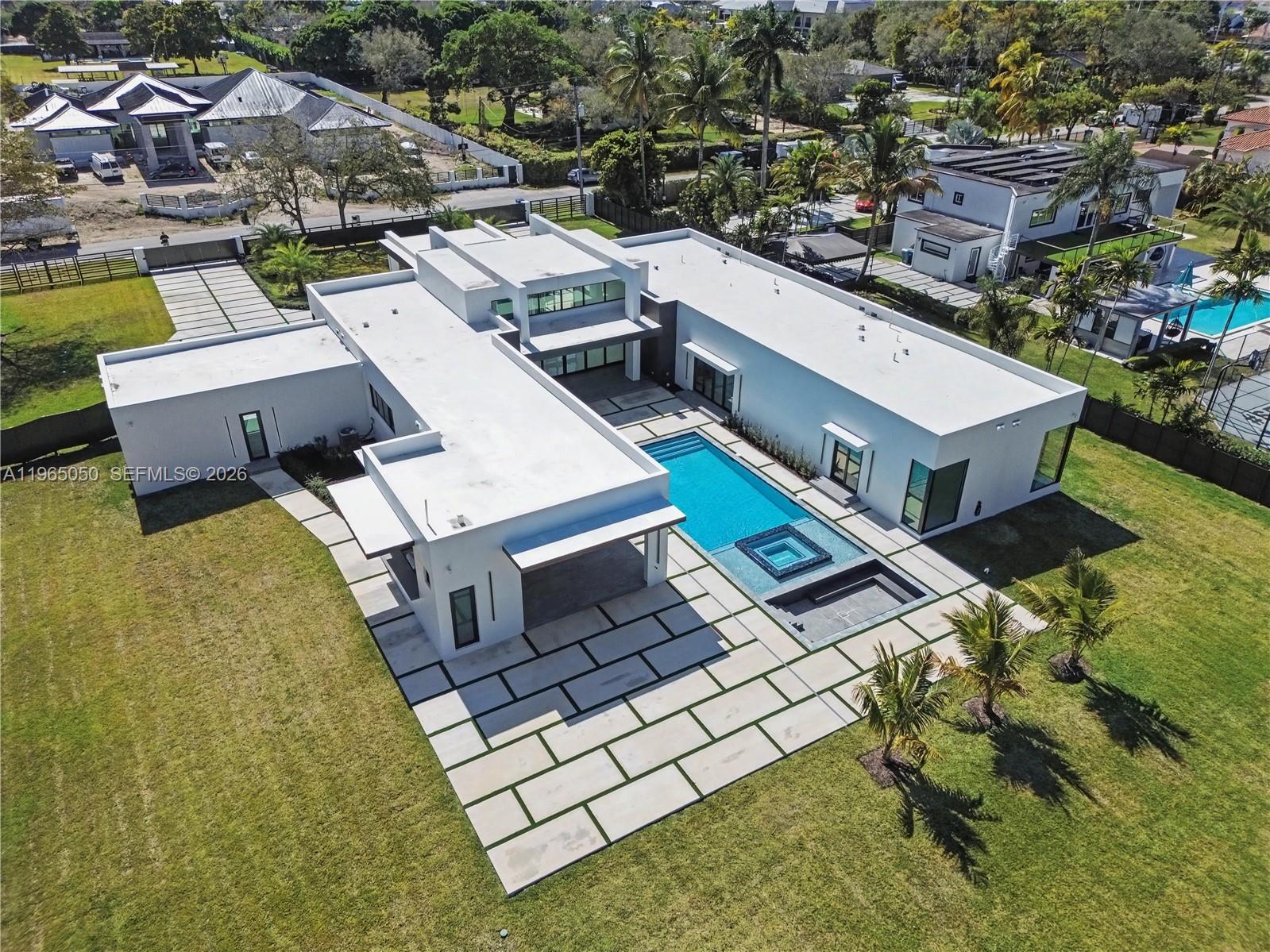 SO MIAMI GDN HEIGHTS - Residential