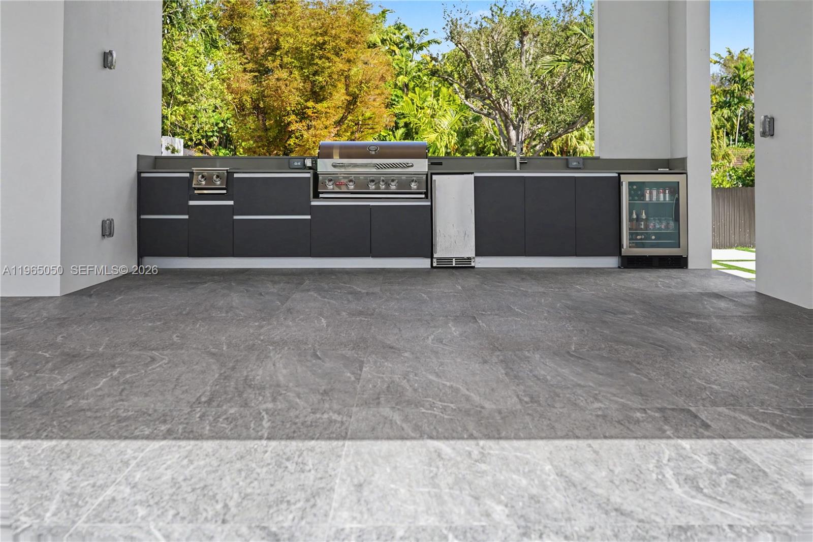 SO MIAMI GDN HEIGHTS - Residential