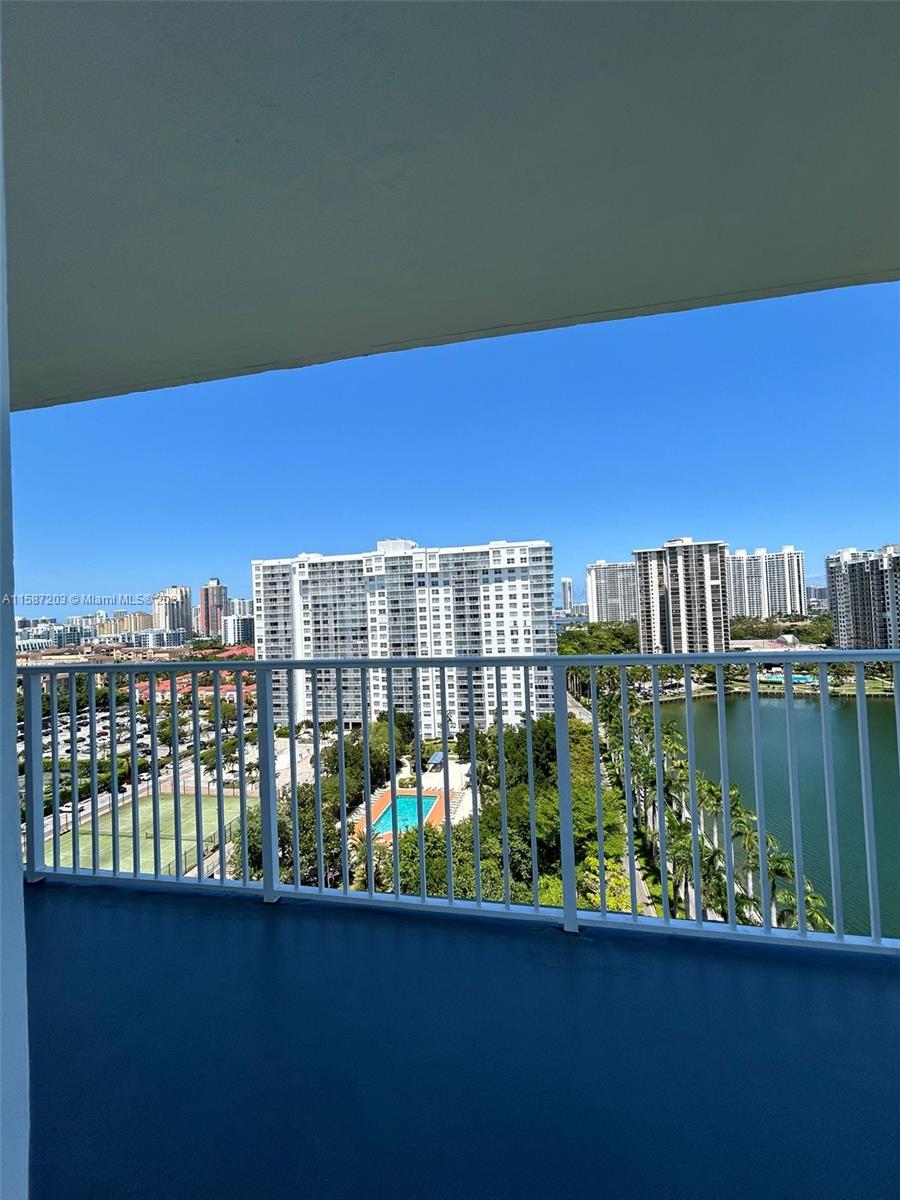 ADMIRALS PORT CONDO WEST - Residential Lease