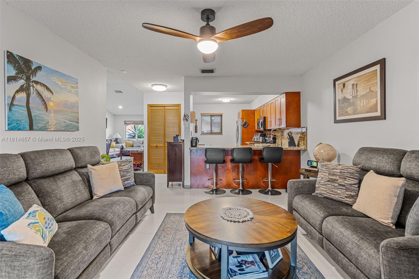 VISTA SUB - Residential Lease