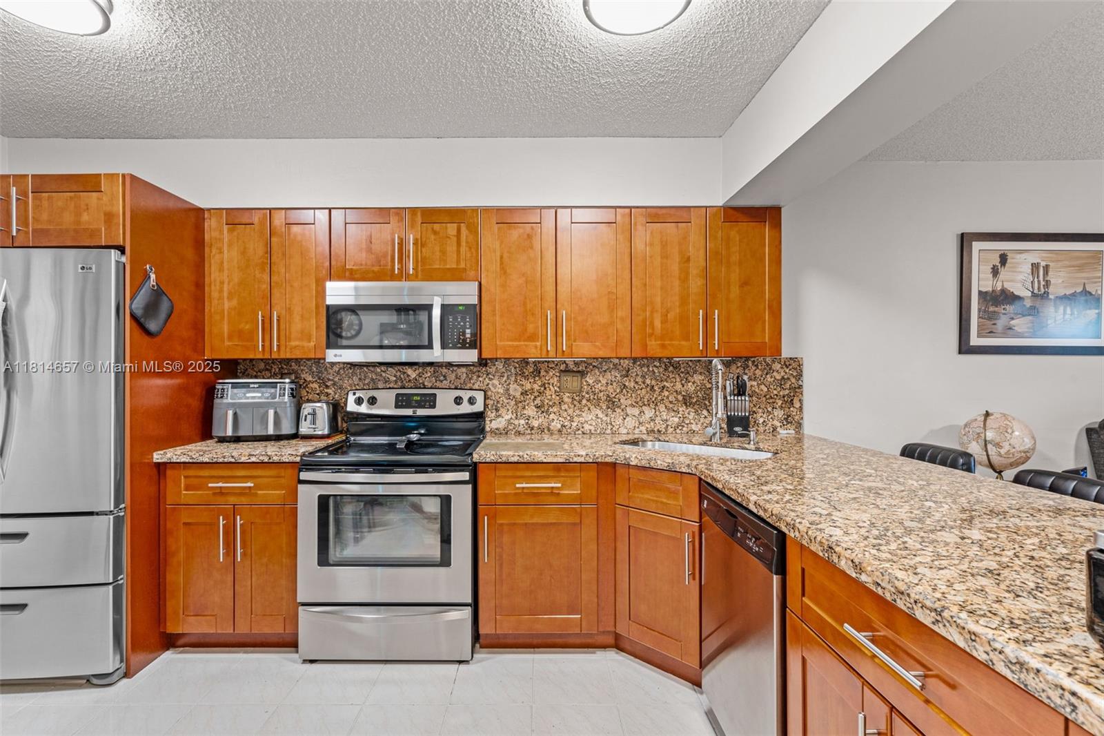 VISTA SUB - Residential Lease