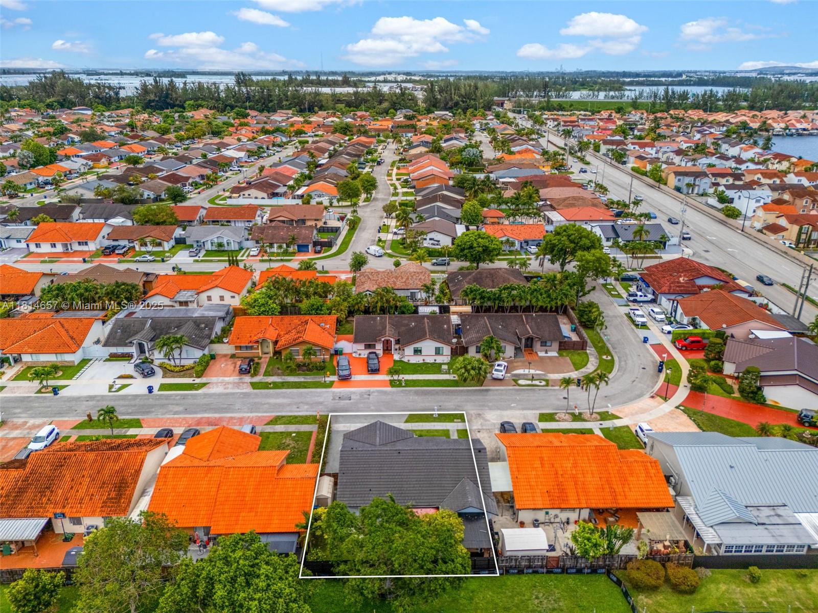 VISTA SUB - Residential Lease