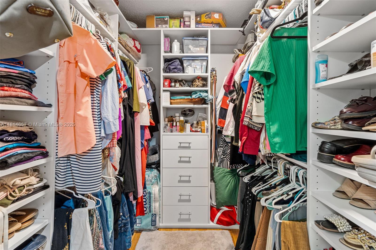 VISTA SUB - Residential Lease