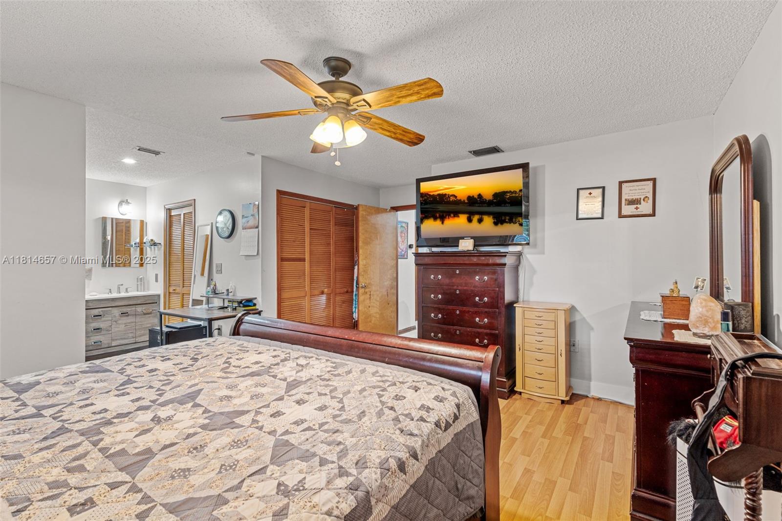 VISTA SUB - Residential Lease