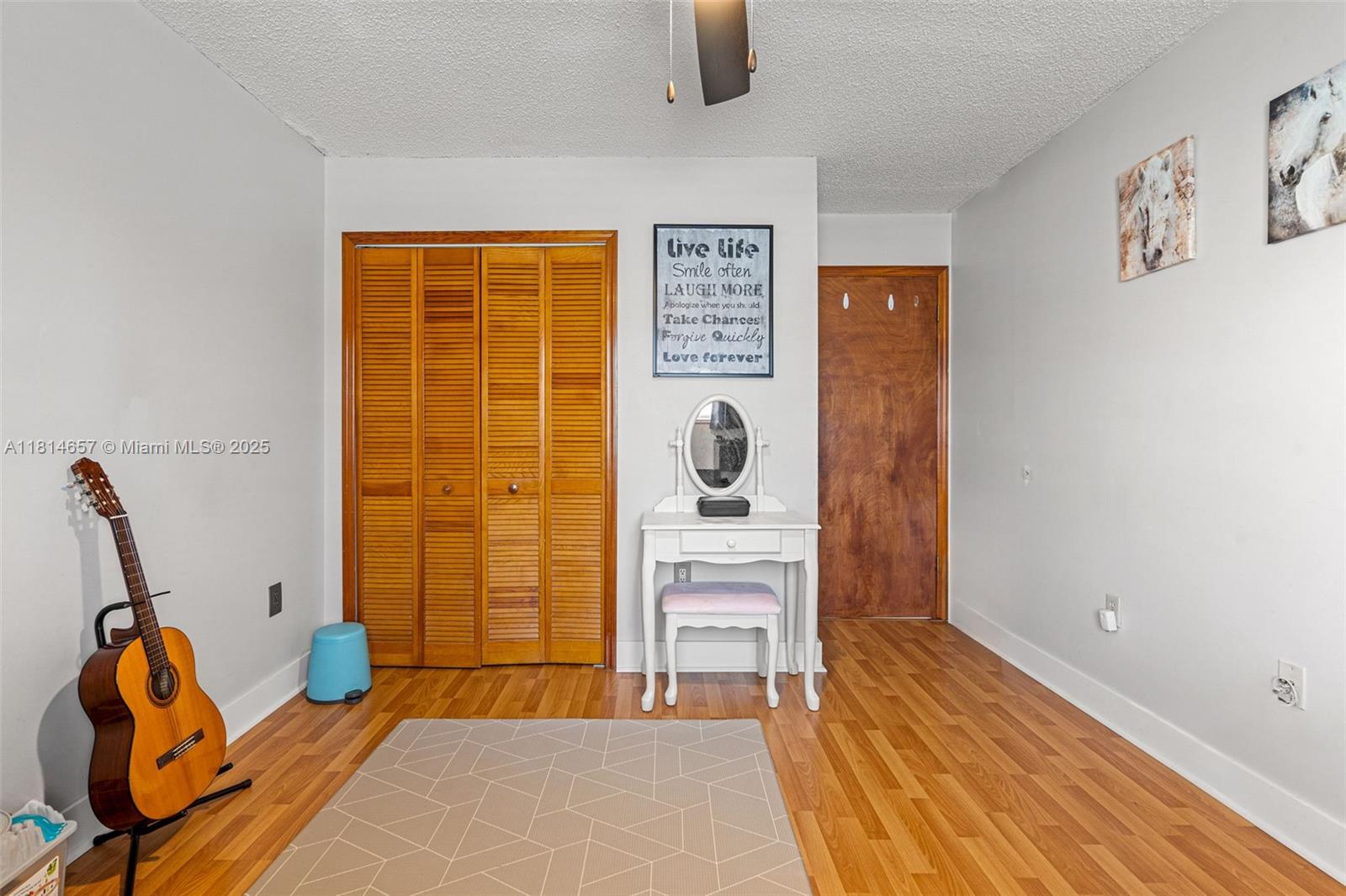 VISTA SUB - Residential Lease