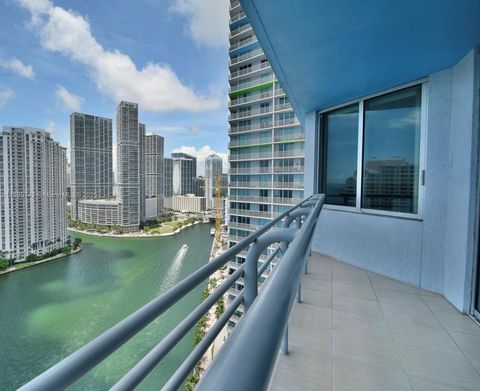335 S Biscayne Blvd 2707 Miami FL 33131