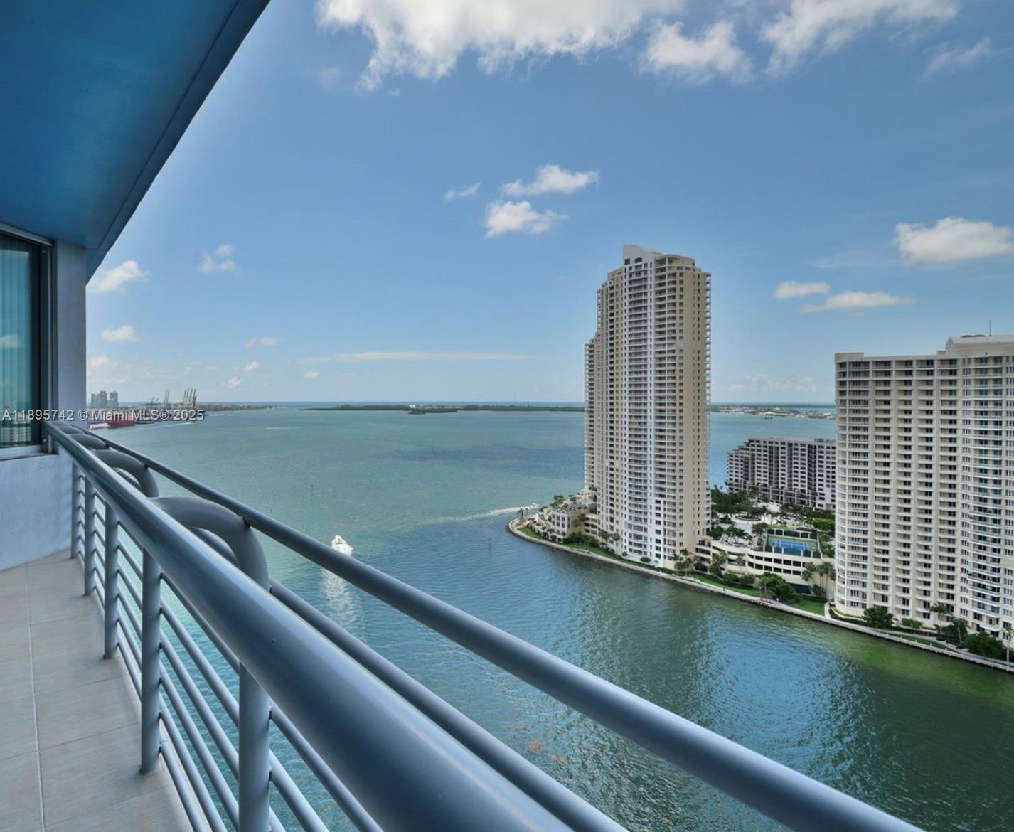 335 S Biscayne Blvd 2707