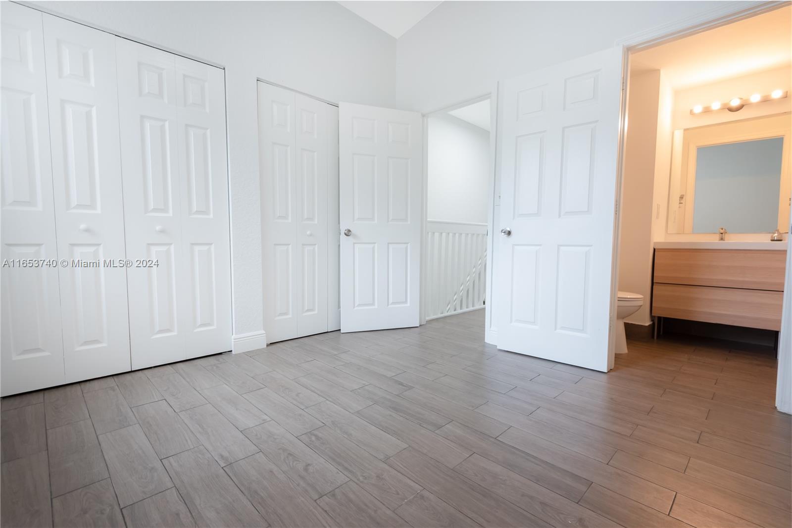 VILLAS DE TUSCANY CONDO - Residential Lease