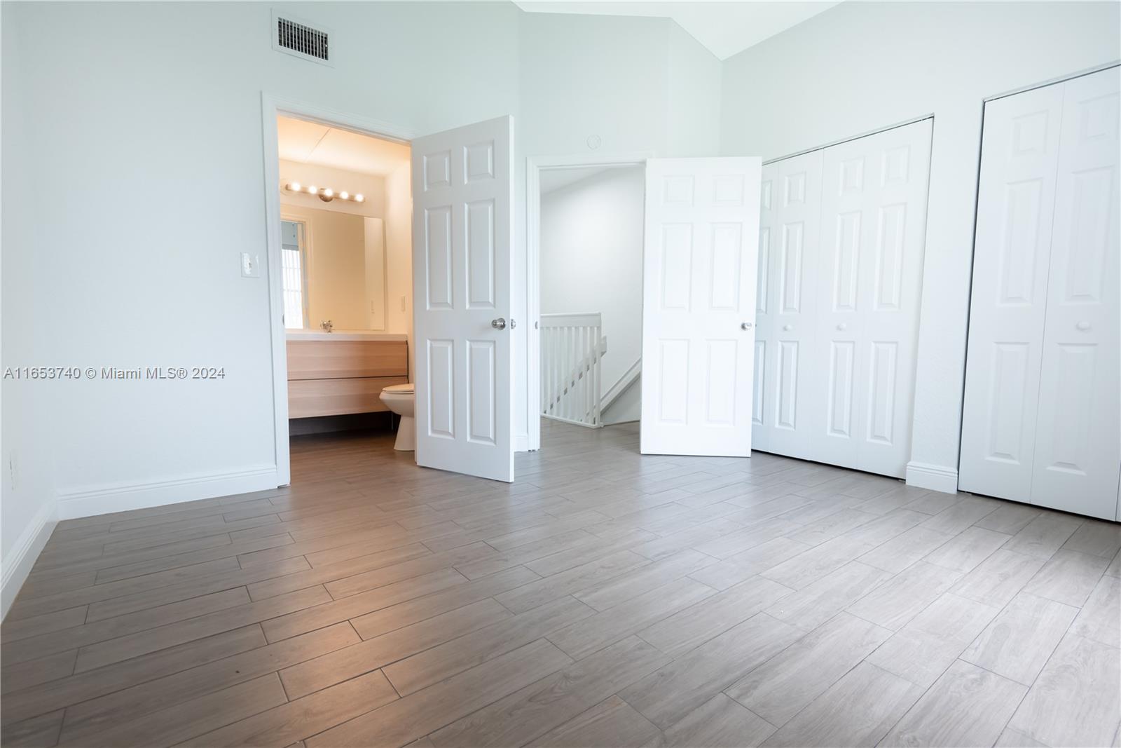 VILLAS DE TUSCANY CONDO - Residential Lease