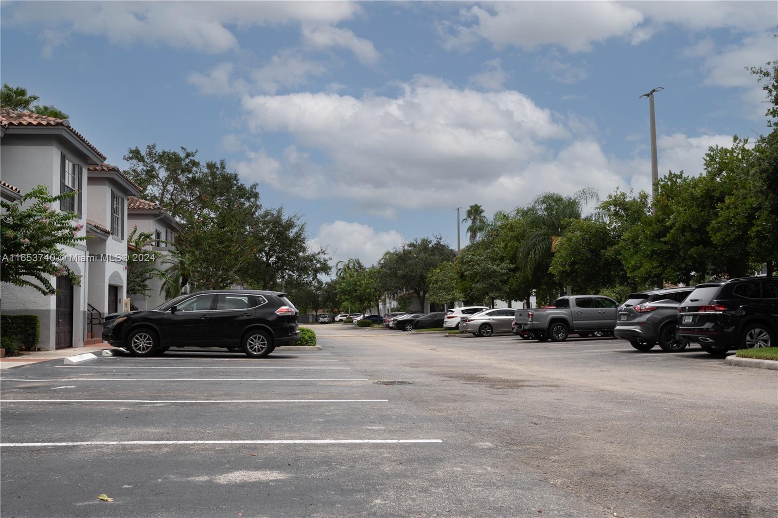 VILLAS DE TUSCANY CONDO - Residential Lease