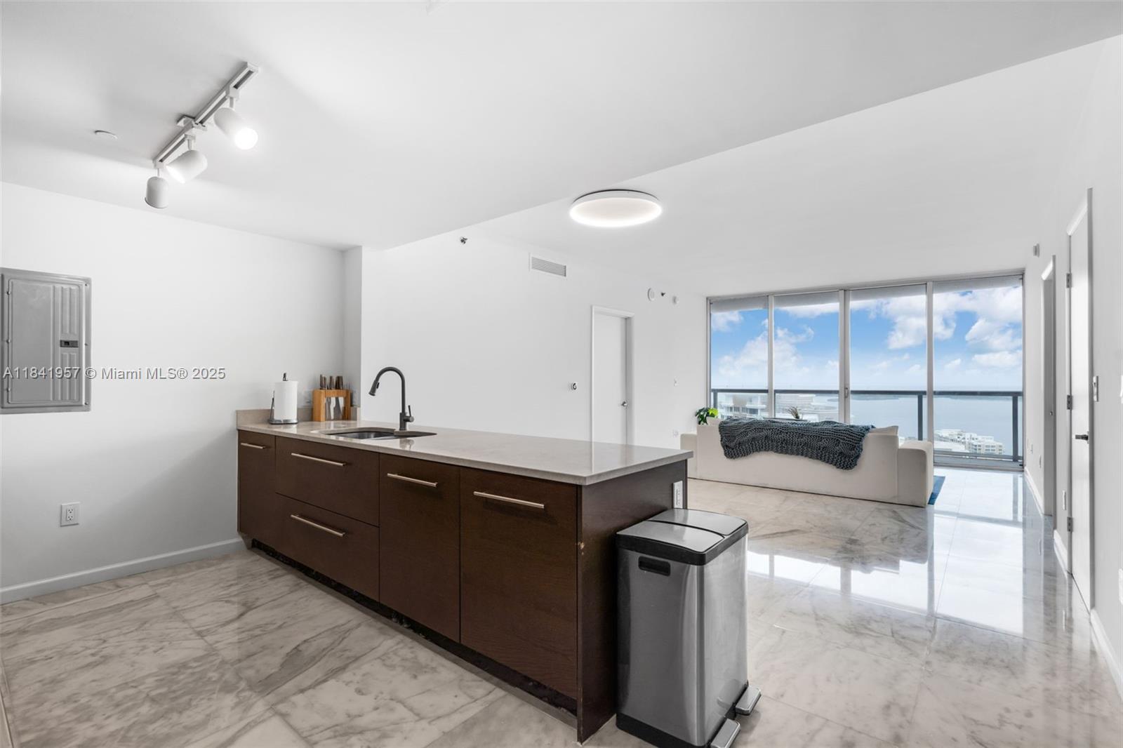 465 Brickell Ave 3505