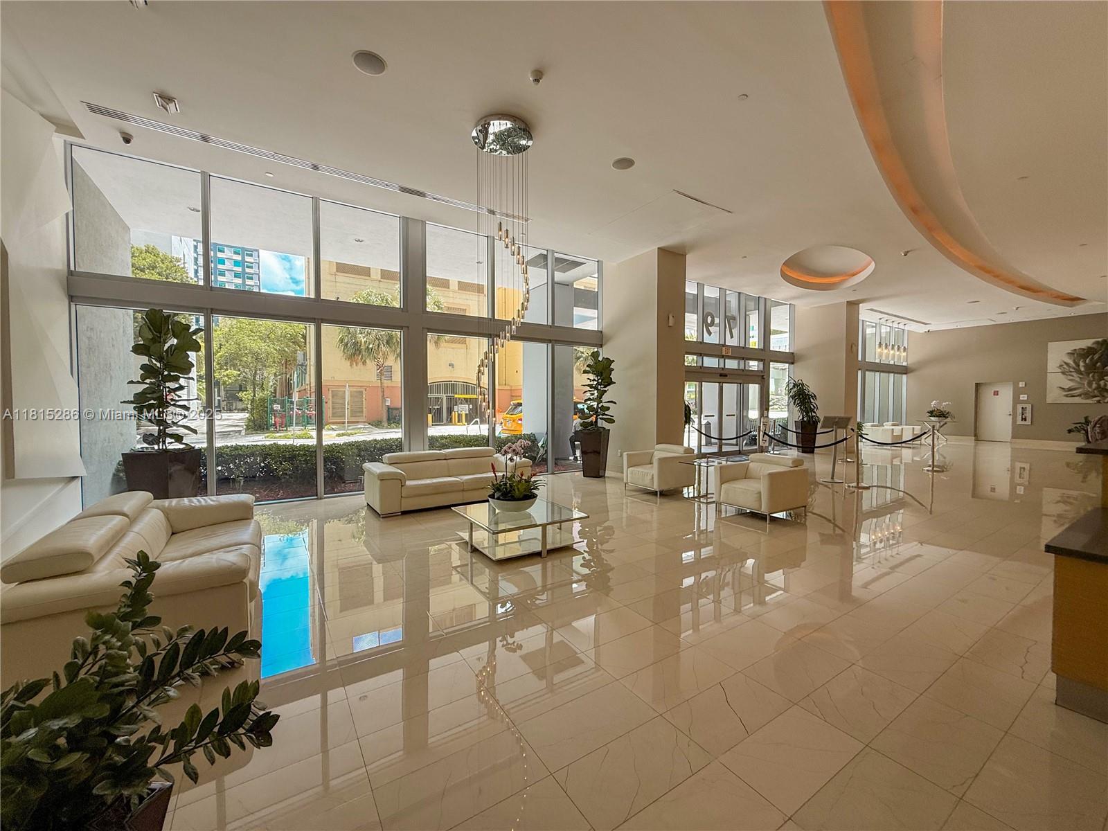 THE AXIS ON BRICKELL COND - Residential