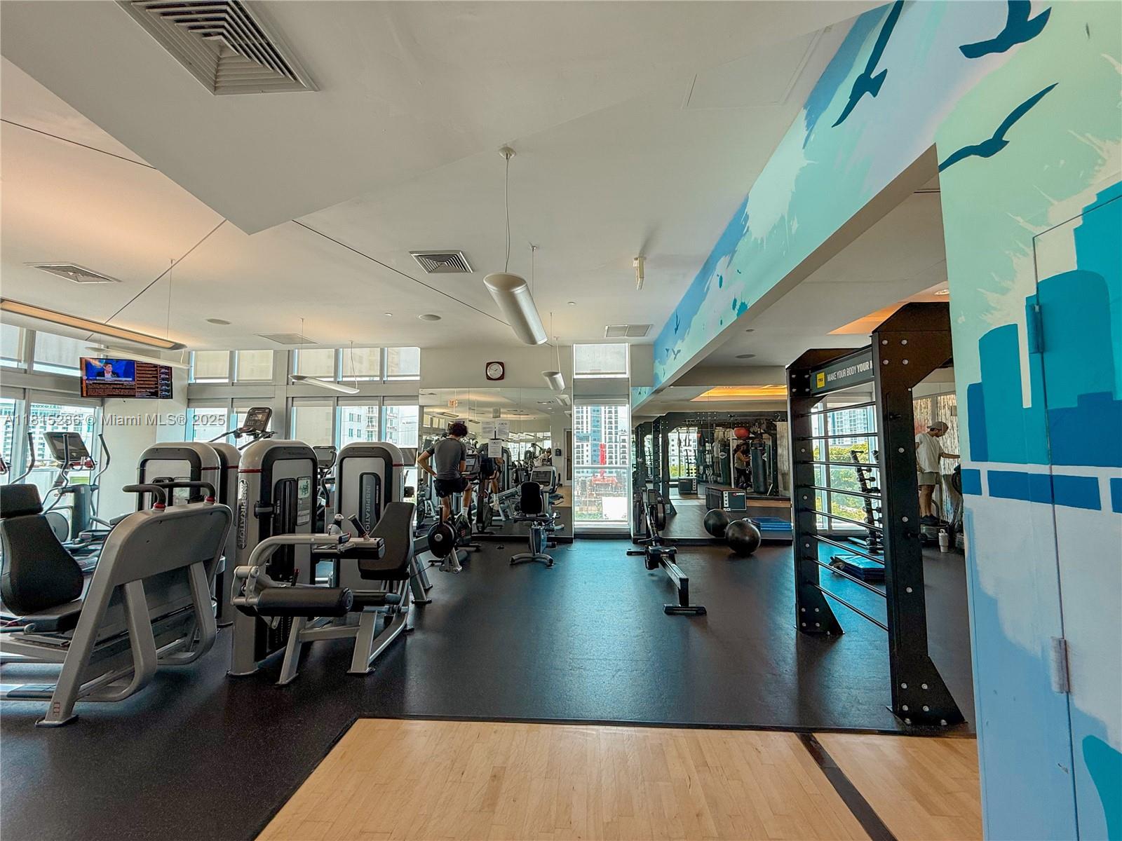 THE AXIS ON BRICKELL COND - Residential