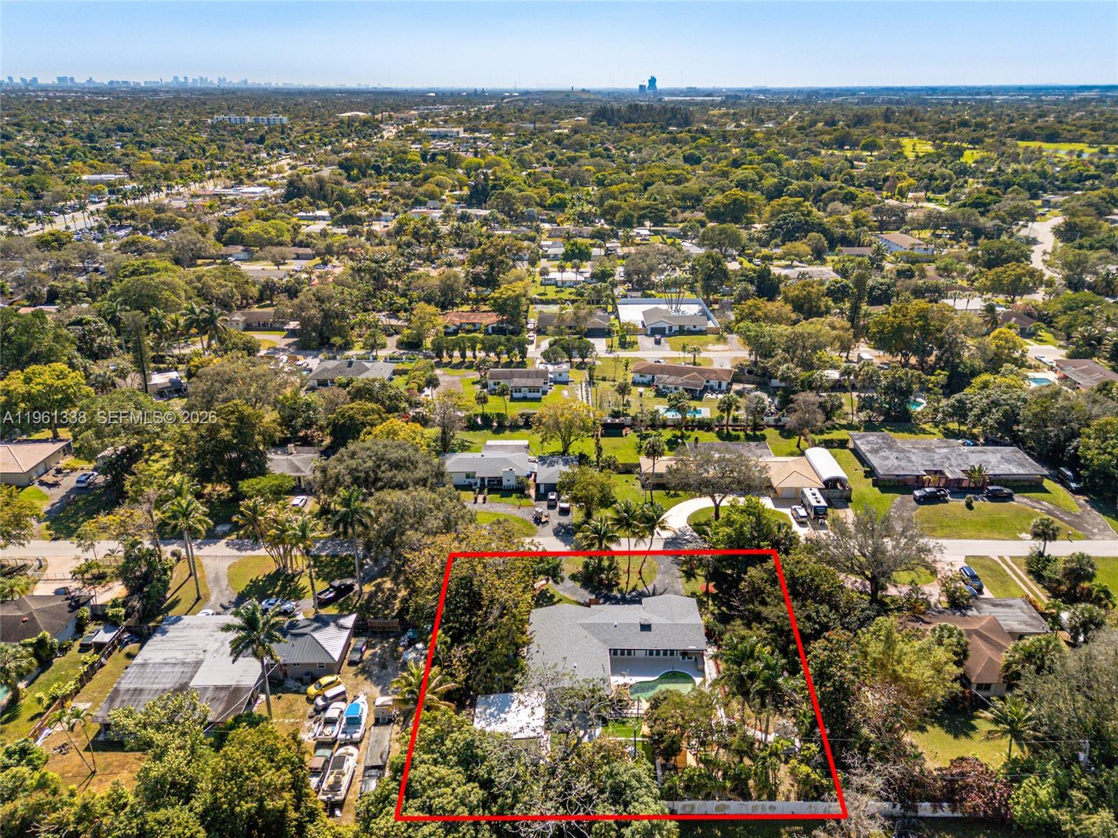 COUNTRY CLUB ESTATES UNIT - Residential