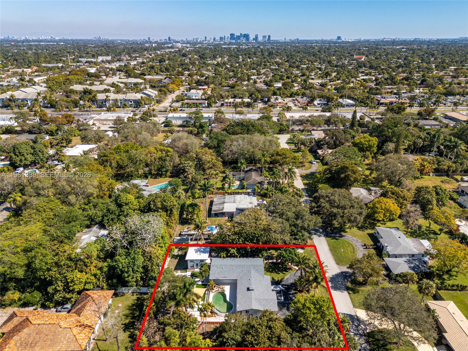 COUNTRY CLUB ESTATES UNIT - Residential