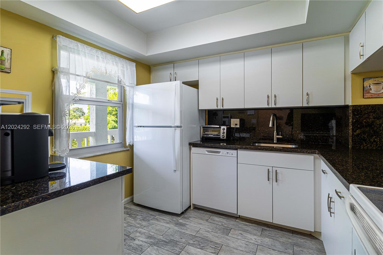 SANDALFOOT SOUTH ONE COND - Residential