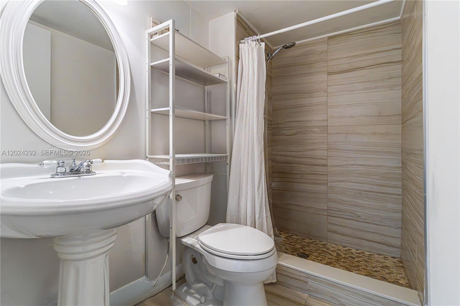 SANDALFOOT SOUTH ONE COND - Residential