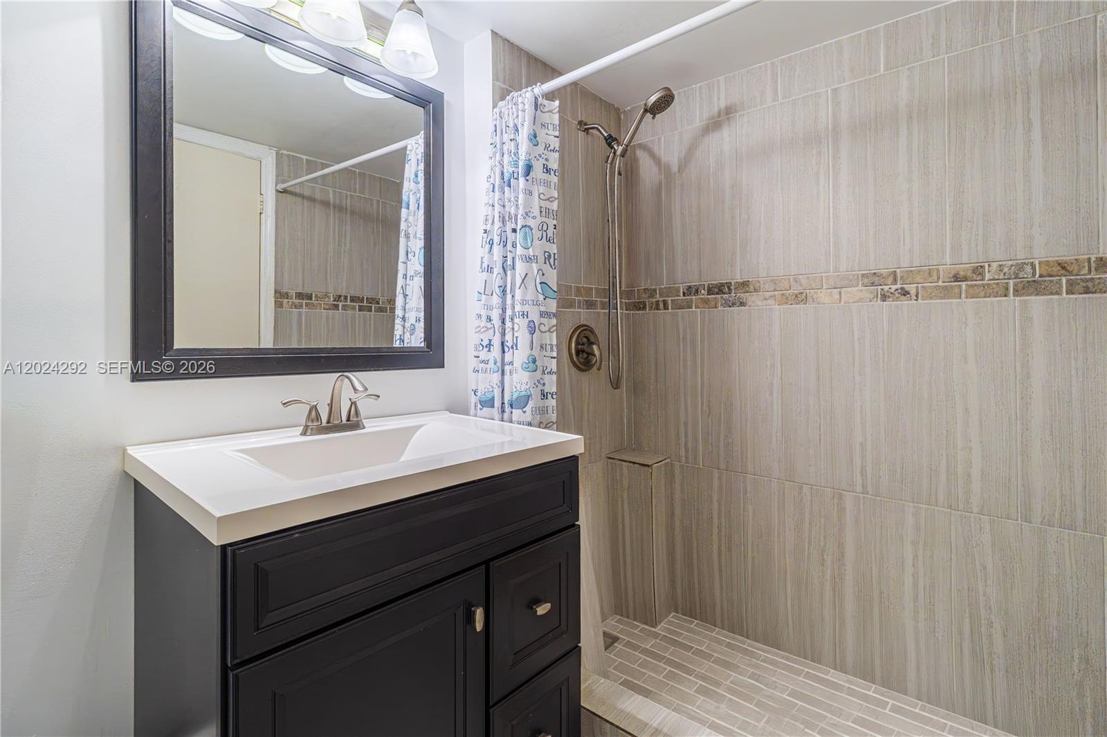 SANDALFOOT SOUTH ONE COND - Residential