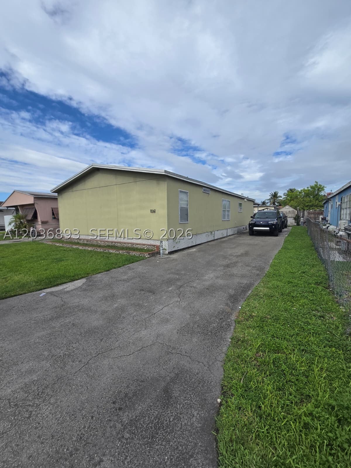 1061 SW 131 Pl