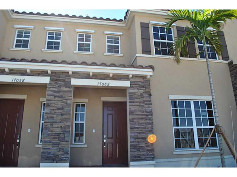 Brand New Beautiful Townhouse in Kendall Square. Lake View. Great floor plan. 3/2.5. 1750 sq. ft. Granite counter top, Ceramic floor in the first level. Great opportunity.