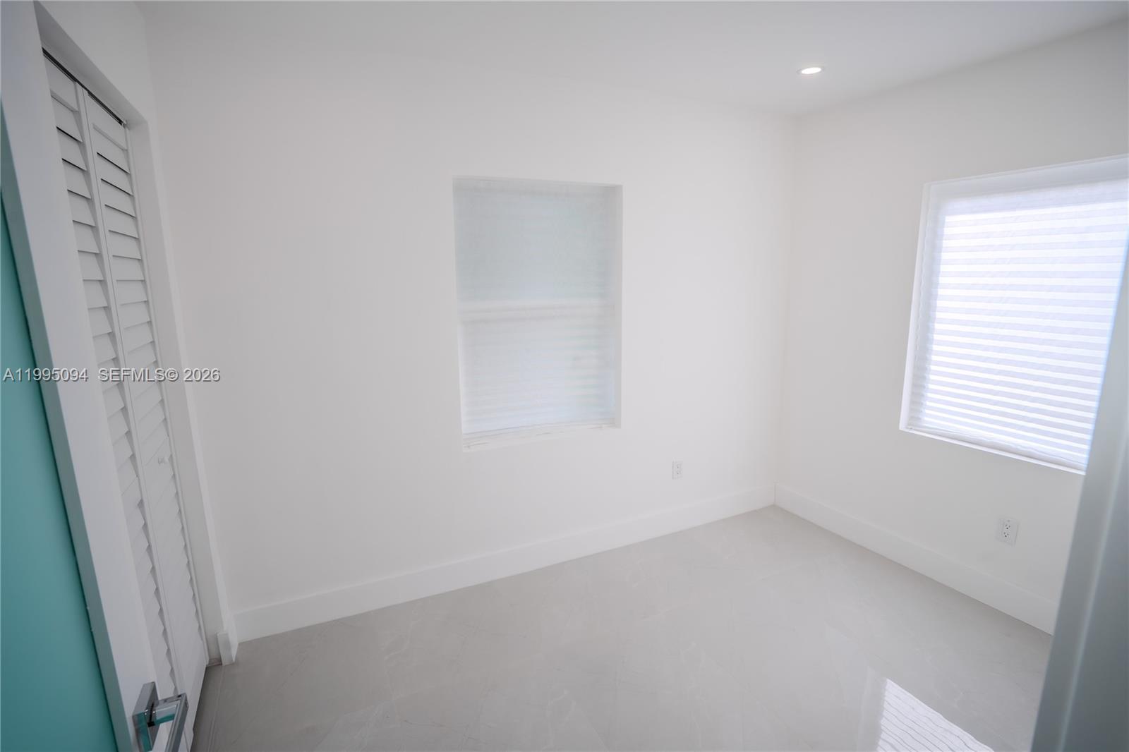 GOLDEN HIGHLANDS EST - Residential