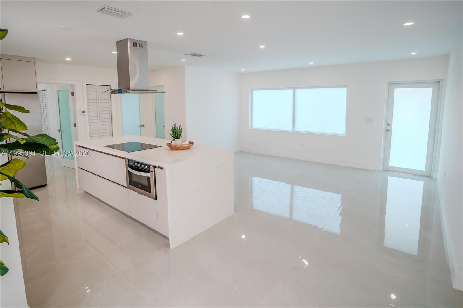 GOLDEN HIGHLANDS EST - Residential