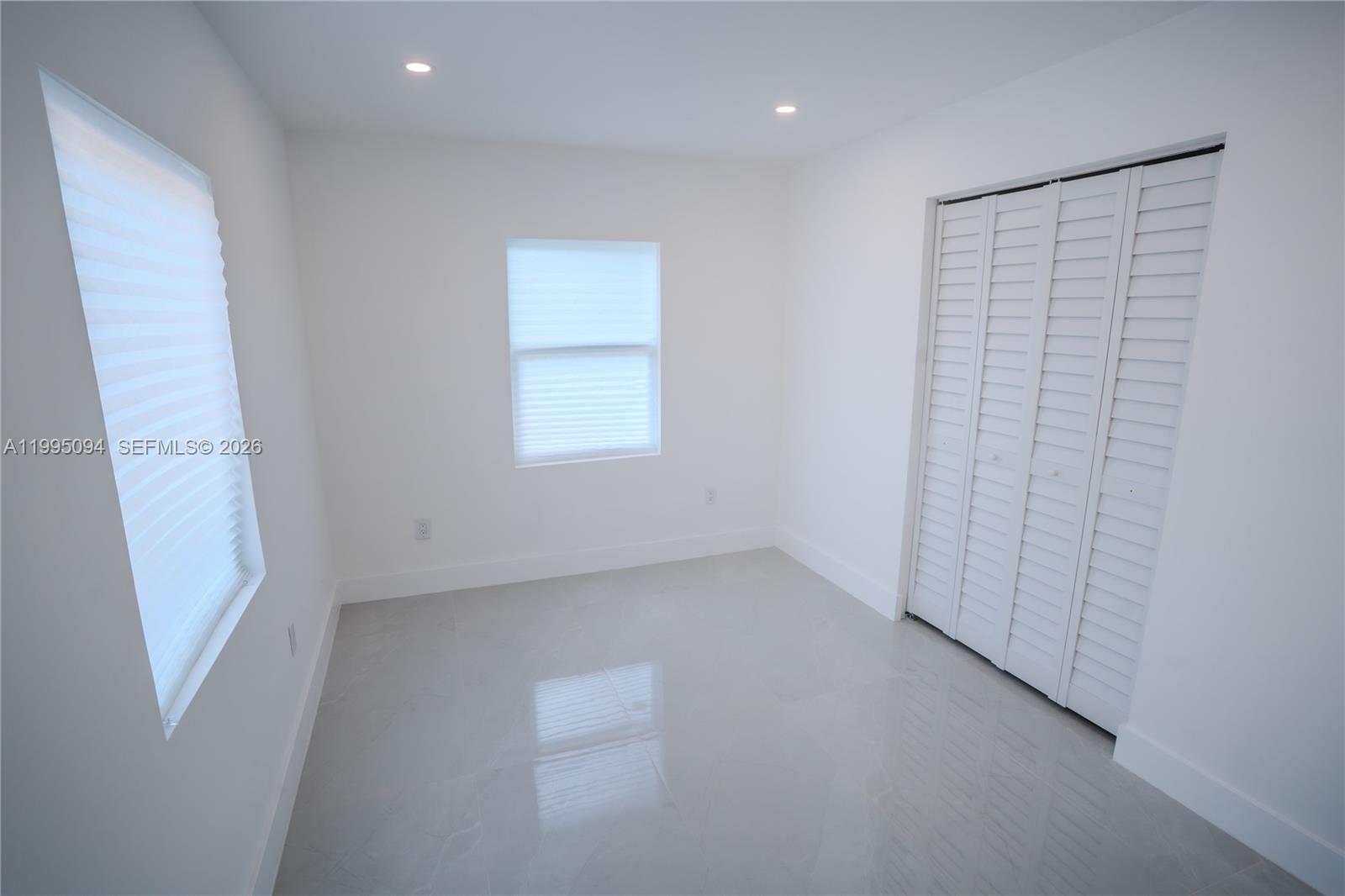 GOLDEN HIGHLANDS EST - Residential