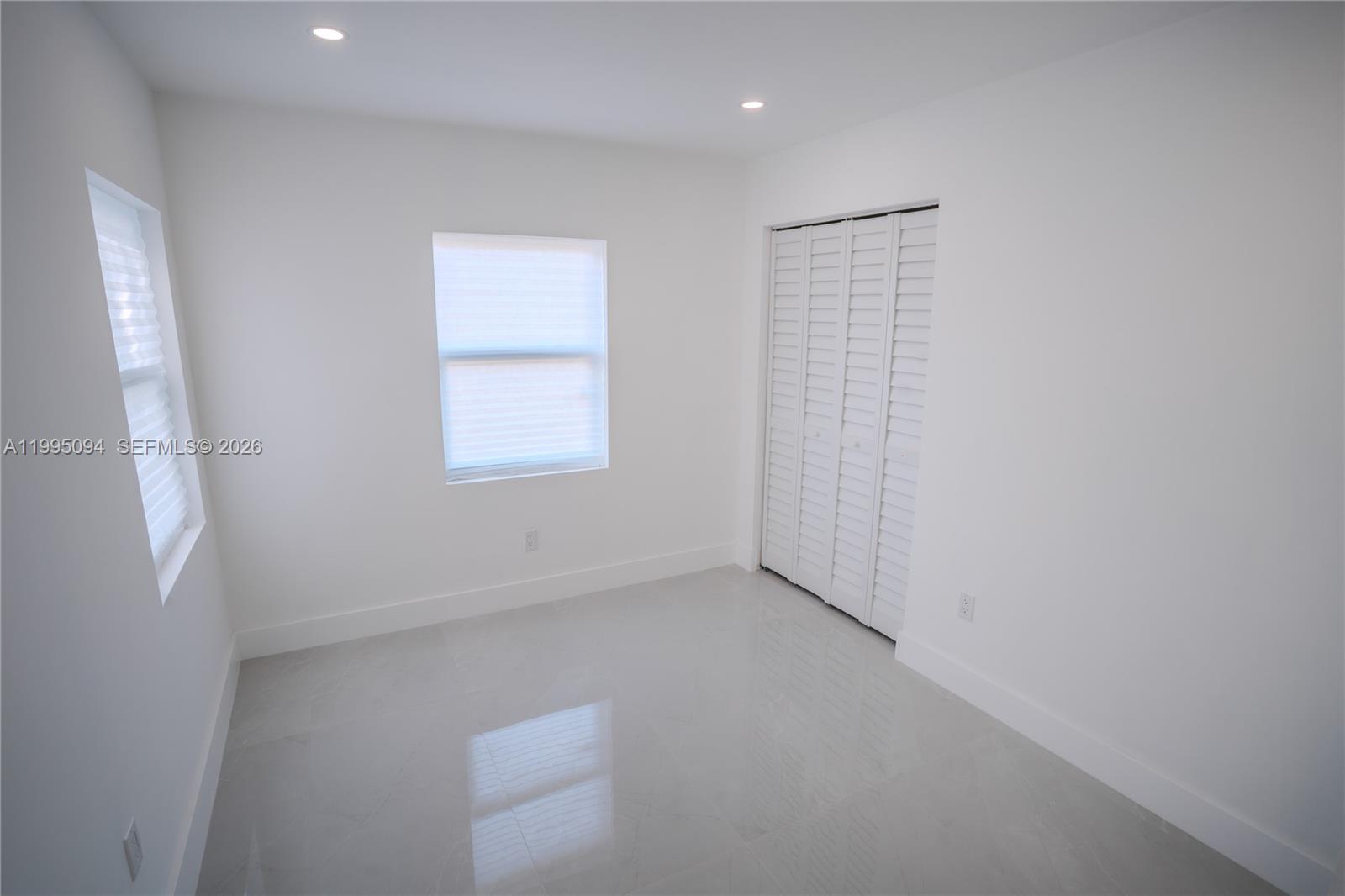 GOLDEN HIGHLANDS EST - Residential