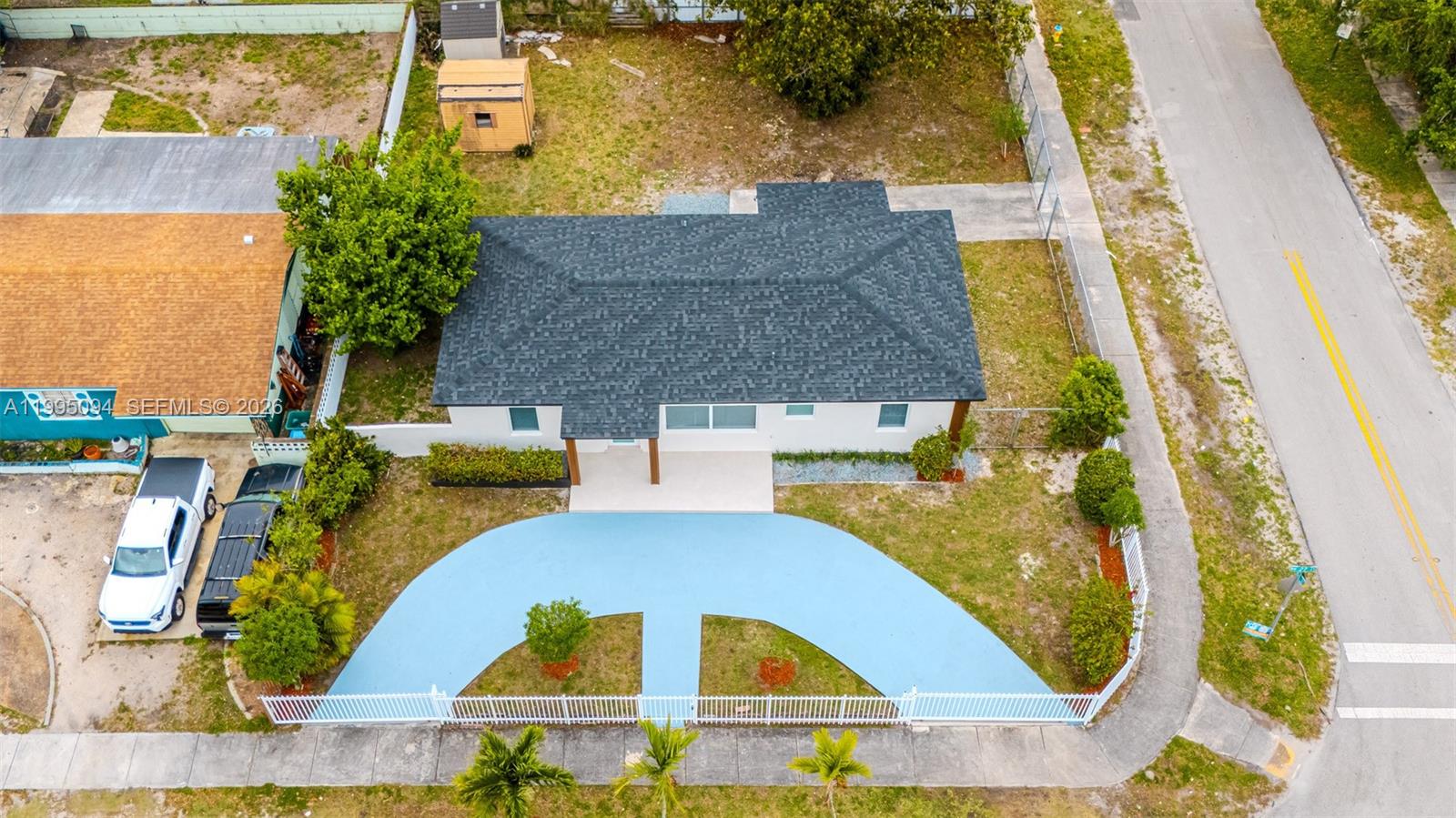 GOLDEN HIGHLANDS EST - Residential