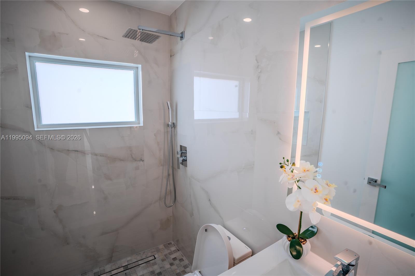 GOLDEN HIGHLANDS EST - Residential