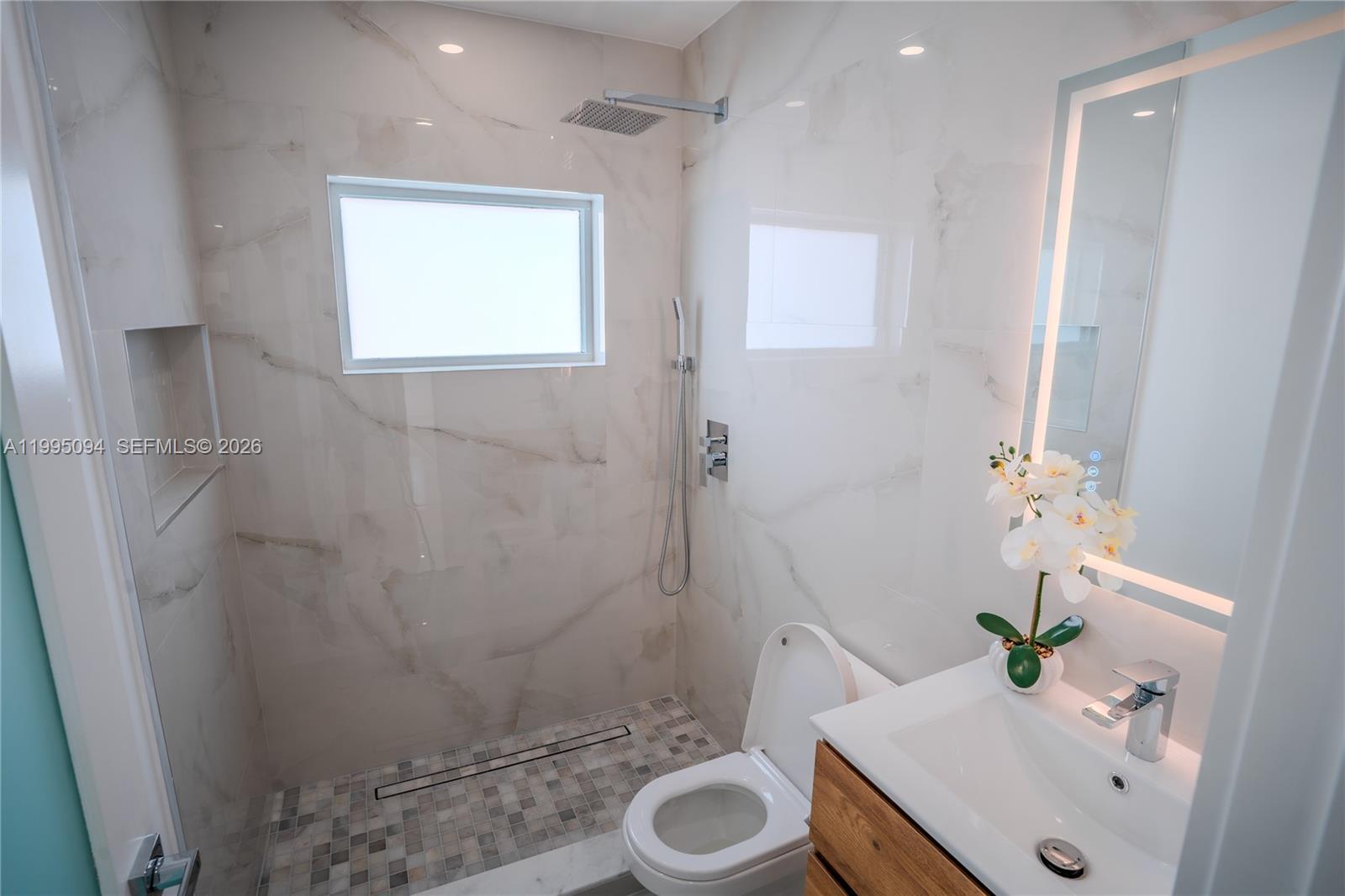 GOLDEN HIGHLANDS EST - Residential