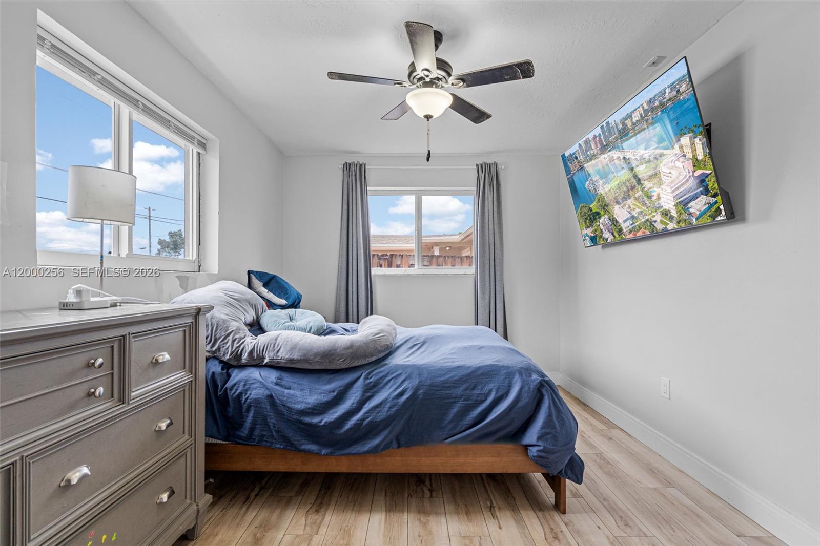 SUNRISE GOLF VILLAGE SEC - Residential