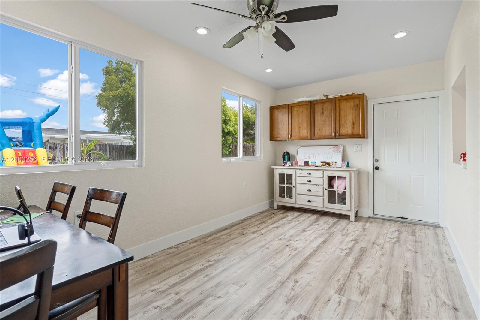 SUNRISE GOLF VILLAGE SEC - Residential