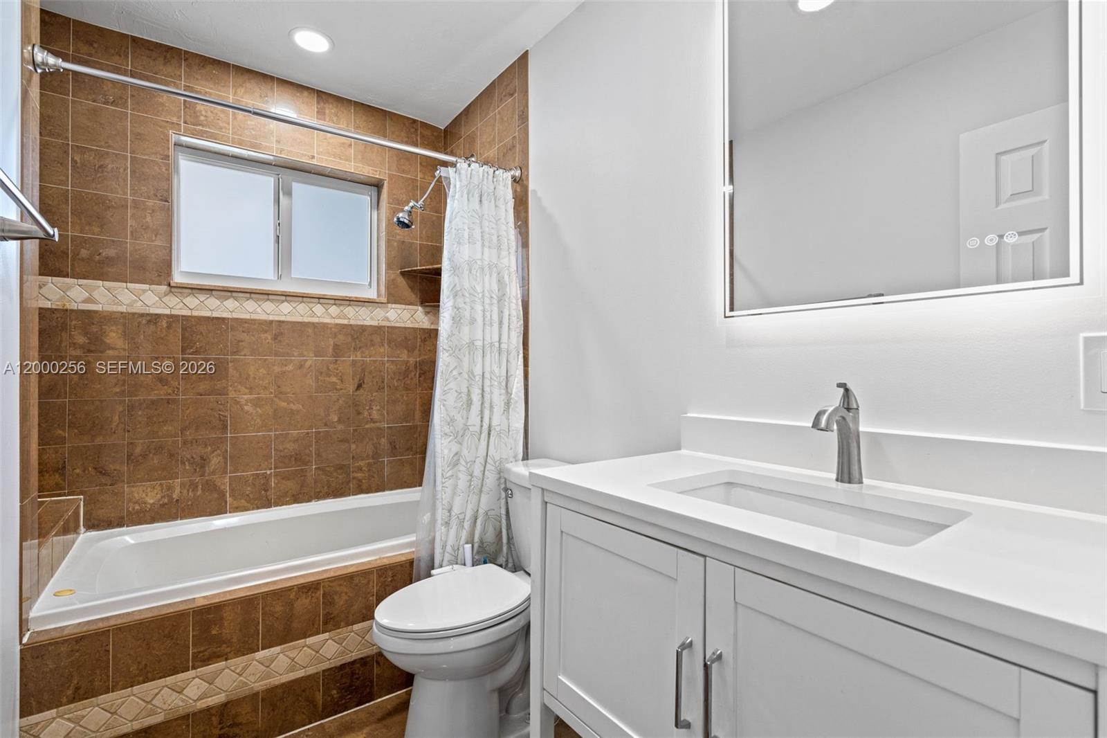 SUNRISE GOLF VILLAGE SEC - Residential