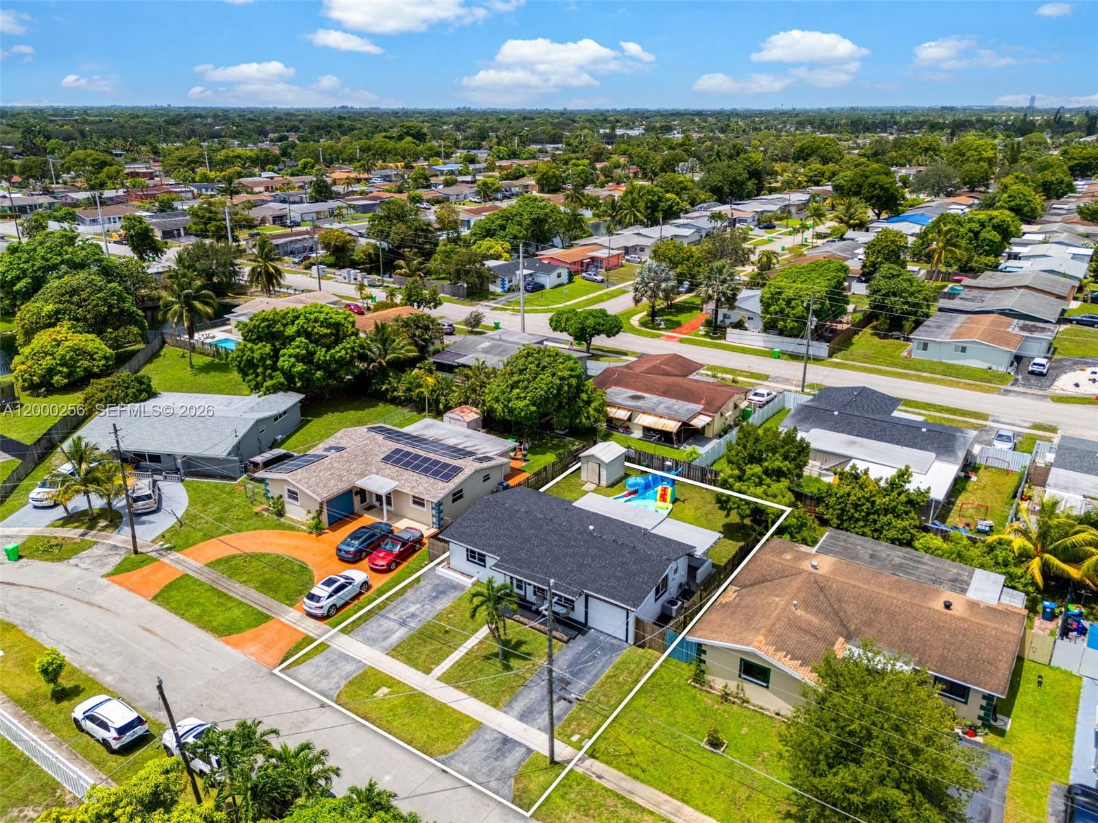 SUNRISE GOLF VILLAGE SEC - Residential