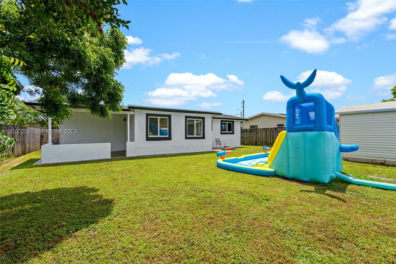 SUNRISE GOLF VILLAGE SEC - Residential