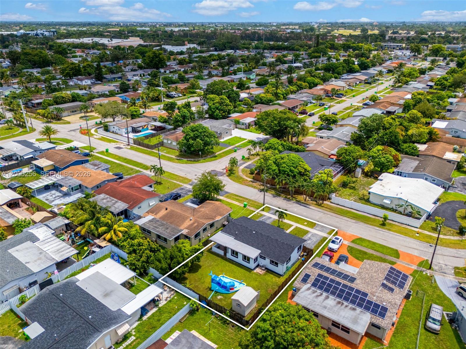 SUNRISE GOLF VILLAGE SEC - Residential