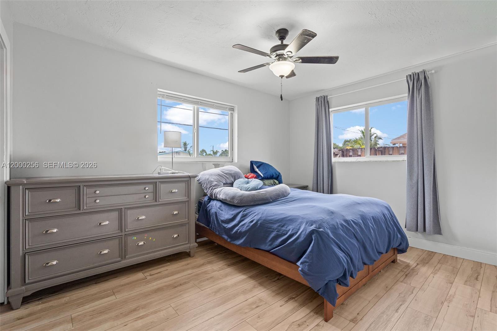 SUNRISE GOLF VILLAGE SEC - Residential