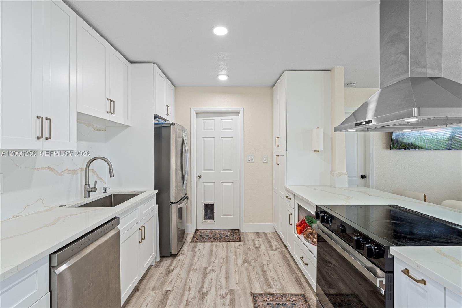 SUNRISE GOLF VILLAGE SEC - Residential