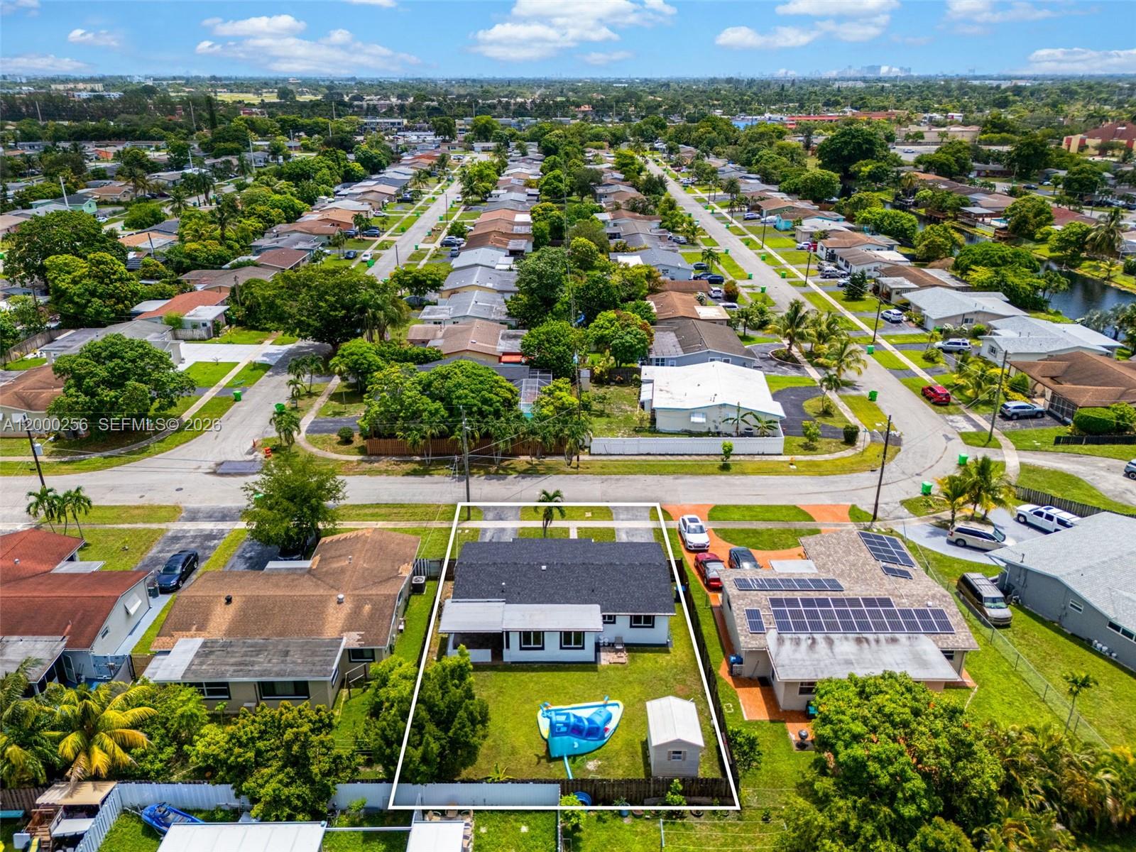 SUNRISE GOLF VILLAGE SEC - Residential