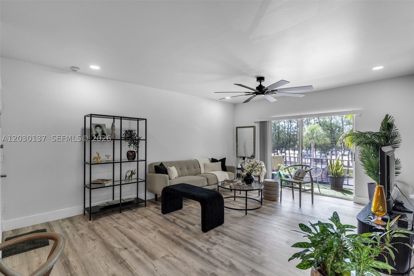 13726 SW 90th Ave 28, Miami FL 33176