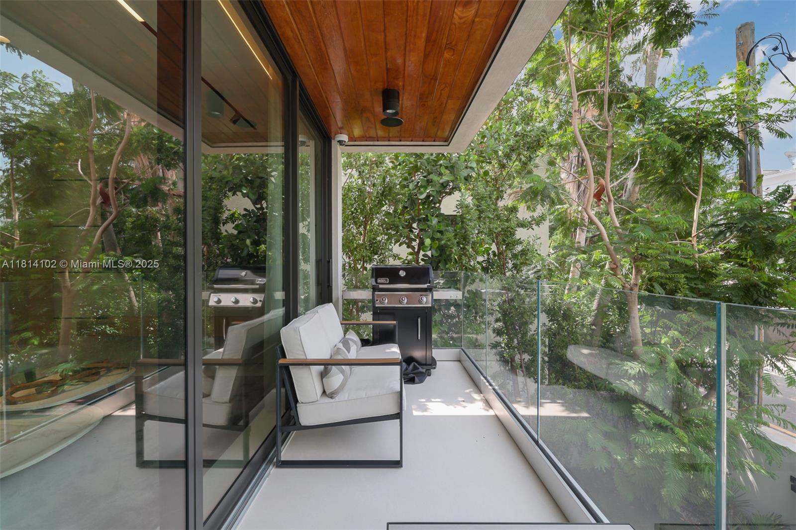 RIVIERA 1ST & 2ND ADDN AM - Residential Lease