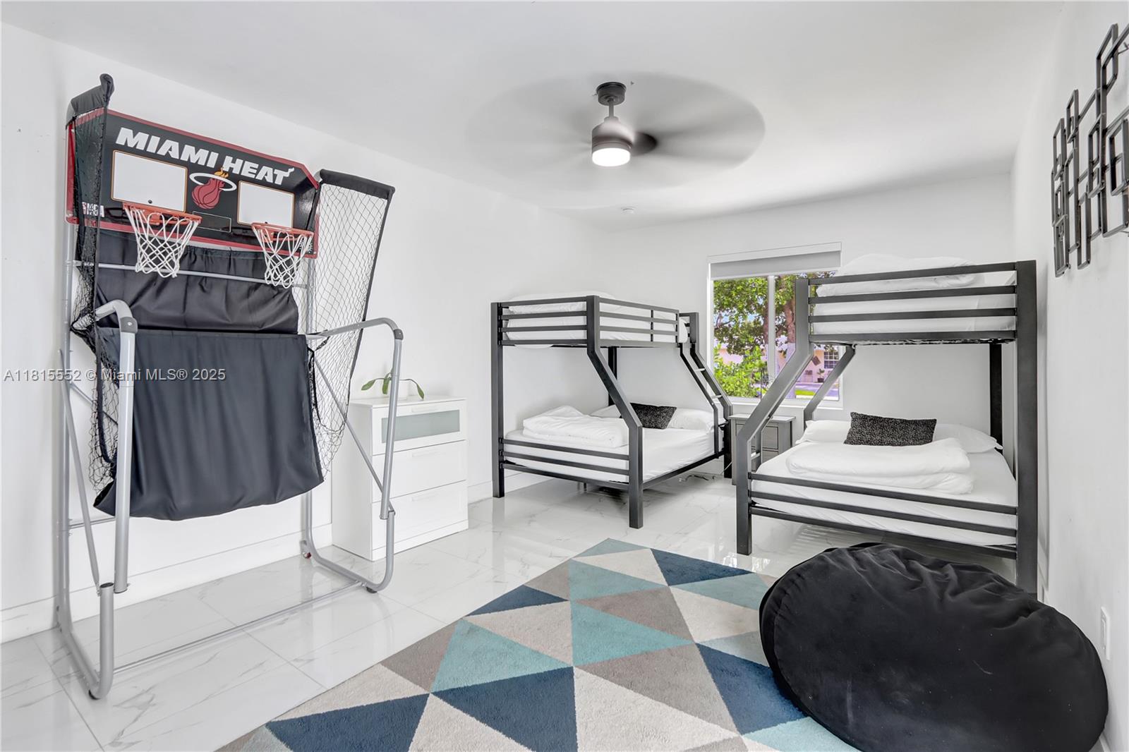 CUTLER RIDGE SEC 6 - Residential