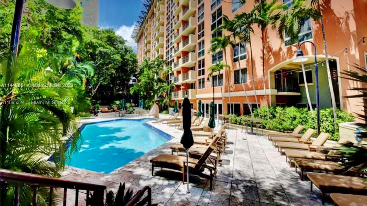 THE MUTINY CONDO - Residential