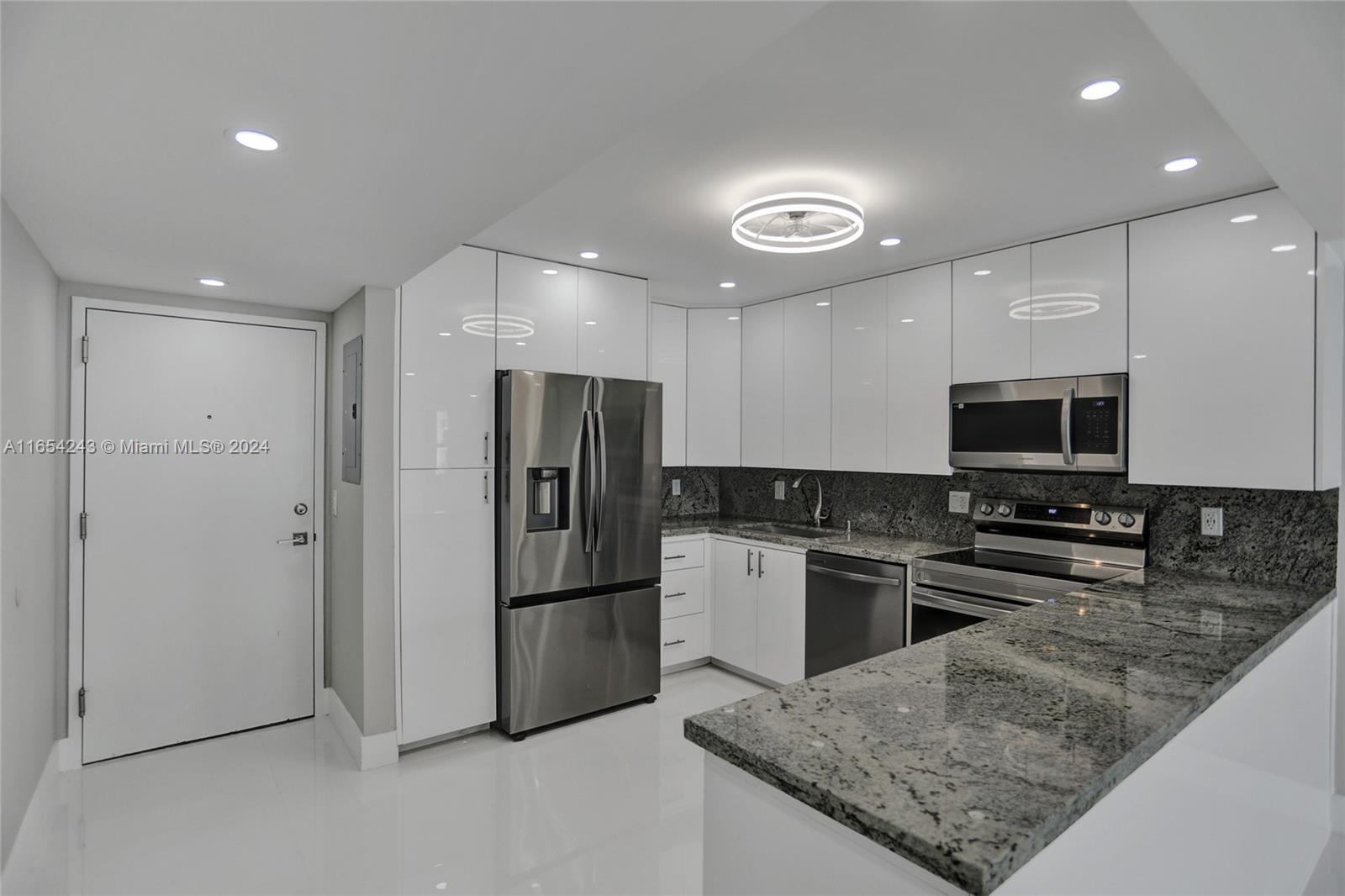Photo 6 of 43 of 2301 S Ocean Dr 2404 condo