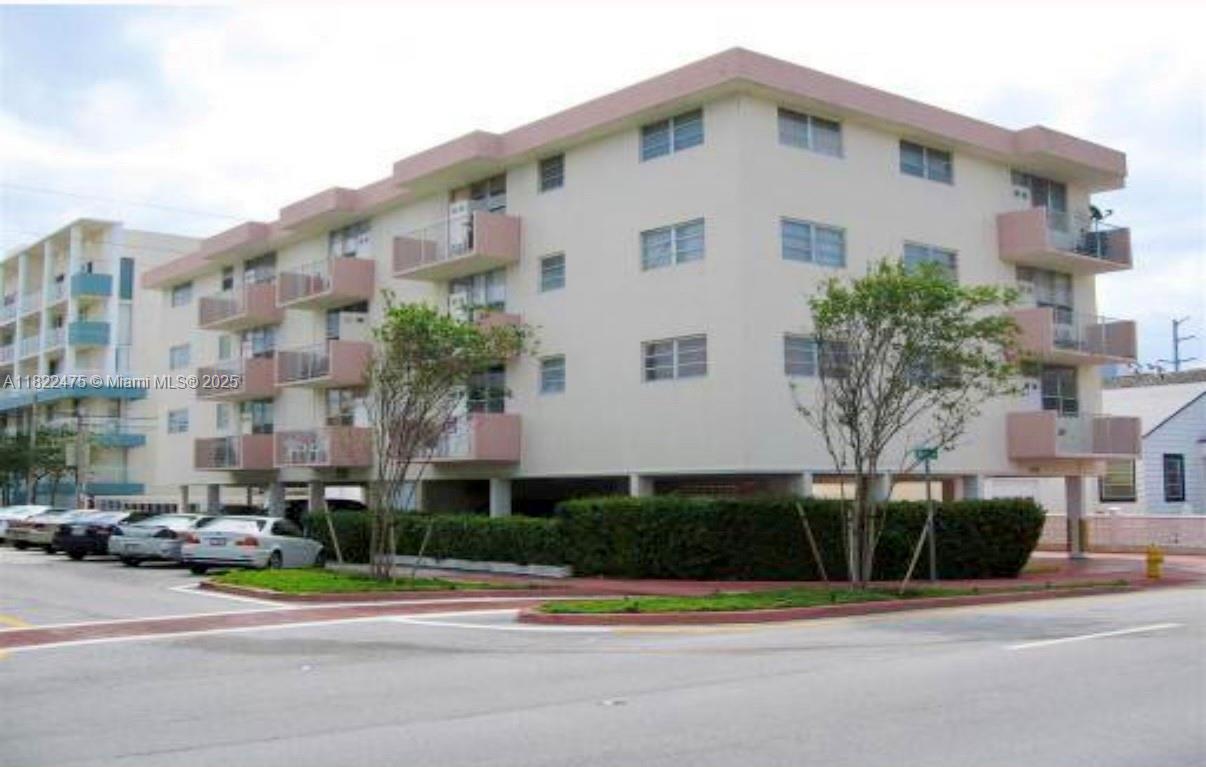 Address Not Disclosed, Miami Beach, Miami-Dade County, Florida - 1 Bedrooms  
1 Bathrooms - 