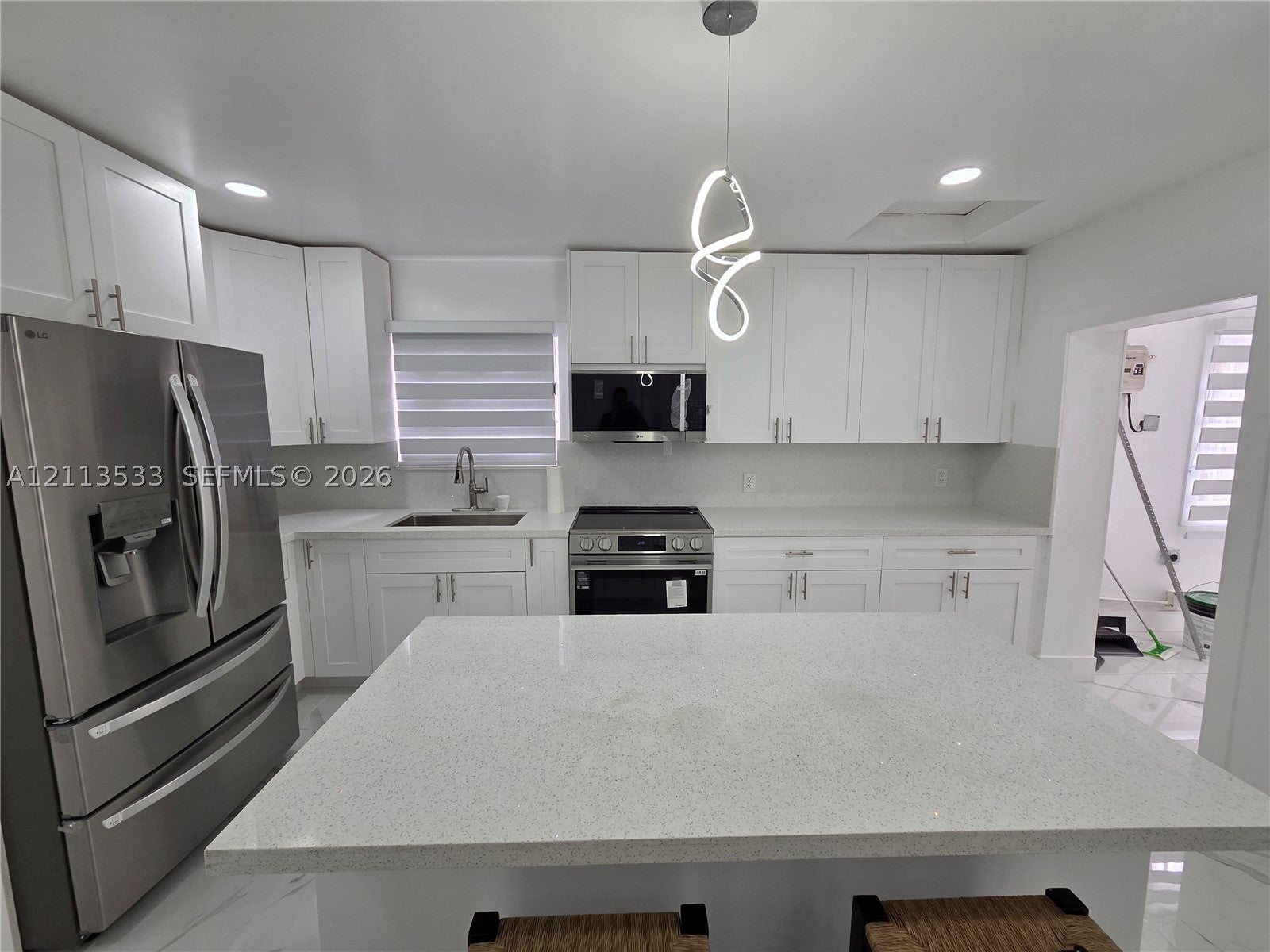 2235 NW 35th St
