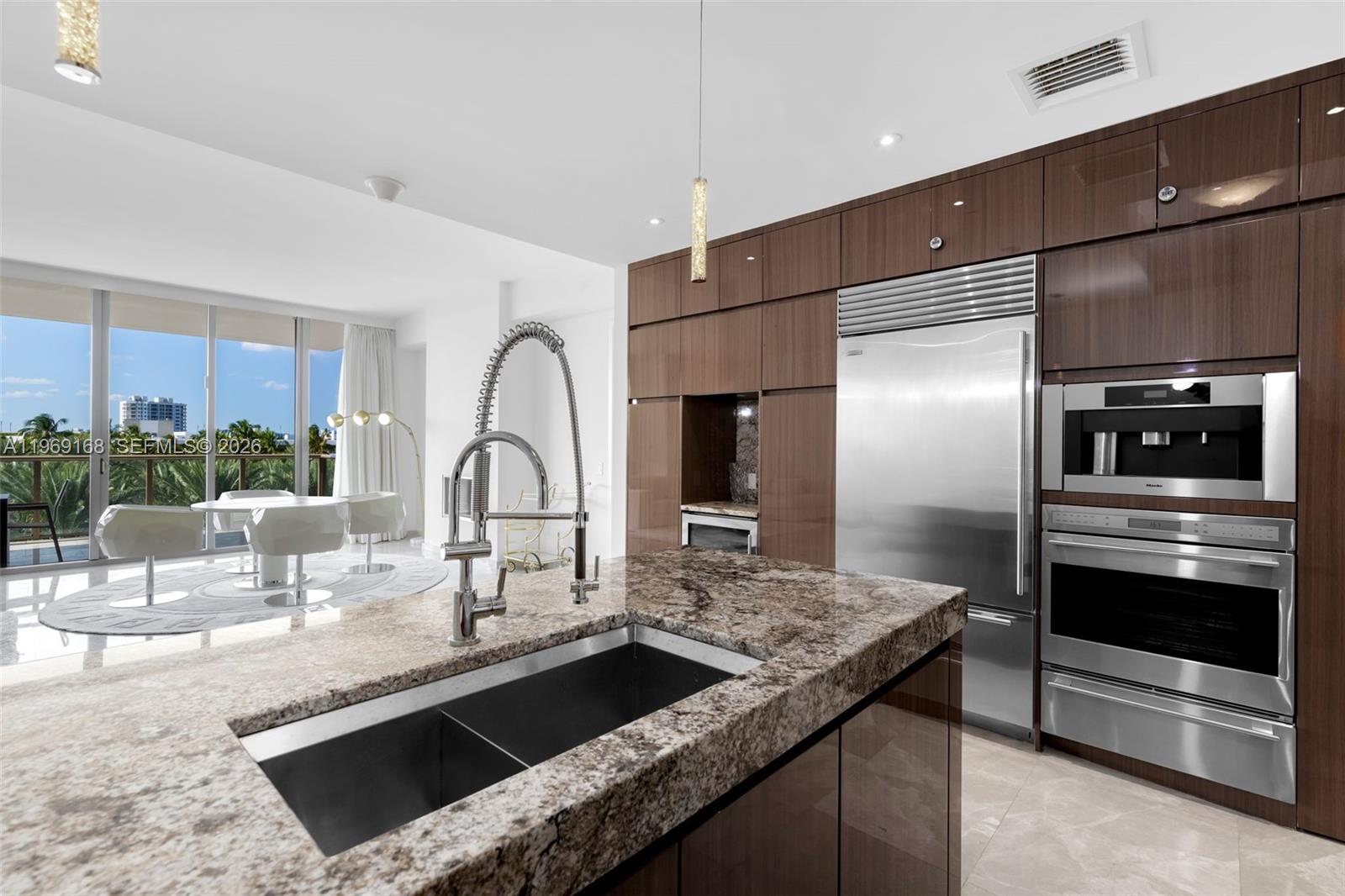 9701 Collins Ave 405S