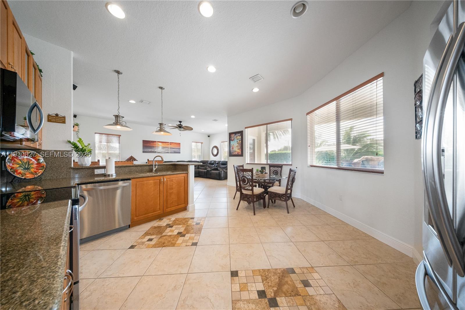 VIRGINIA ESTATES - Residential