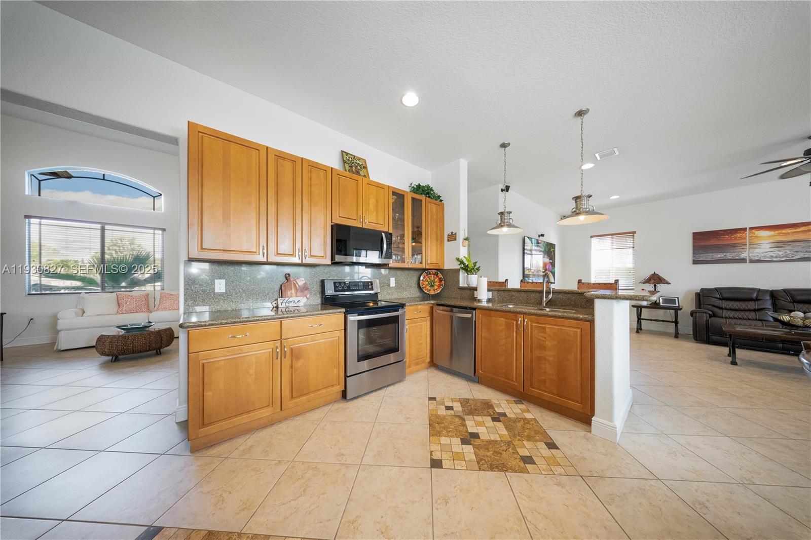 VIRGINIA ESTATES - Residential